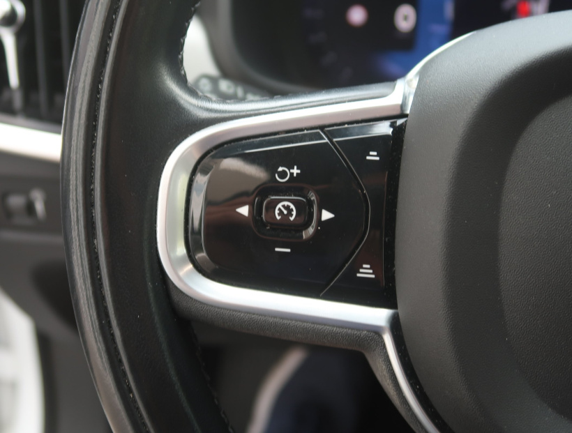 Volvo V90 Cross Country, 2022