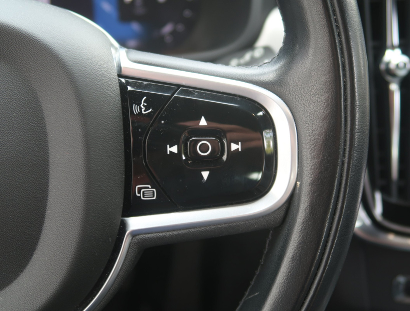 Volvo V90 Cross Country, 2022
