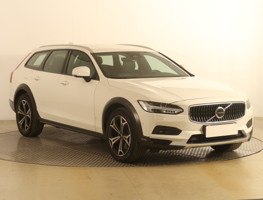 Volvo V90 Cross Country