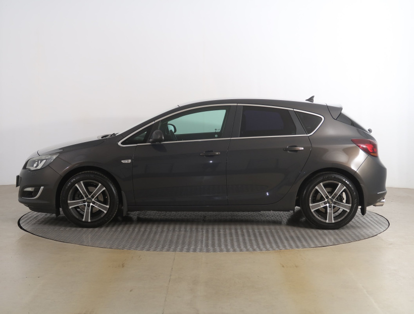 Opel Astra, 2014