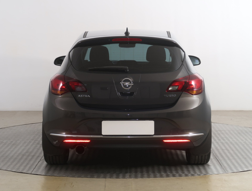 Opel Astra, 2014