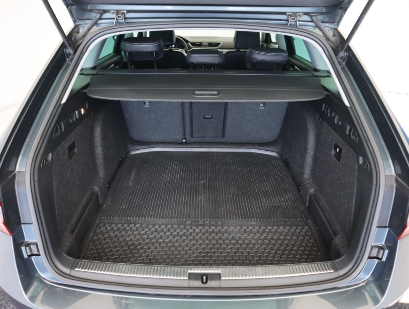 Škoda Superb, 2019