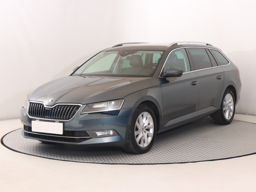 Škoda Superb, 2019