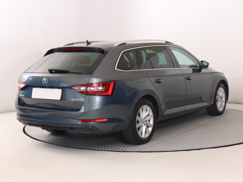 Škoda Superb, 2019