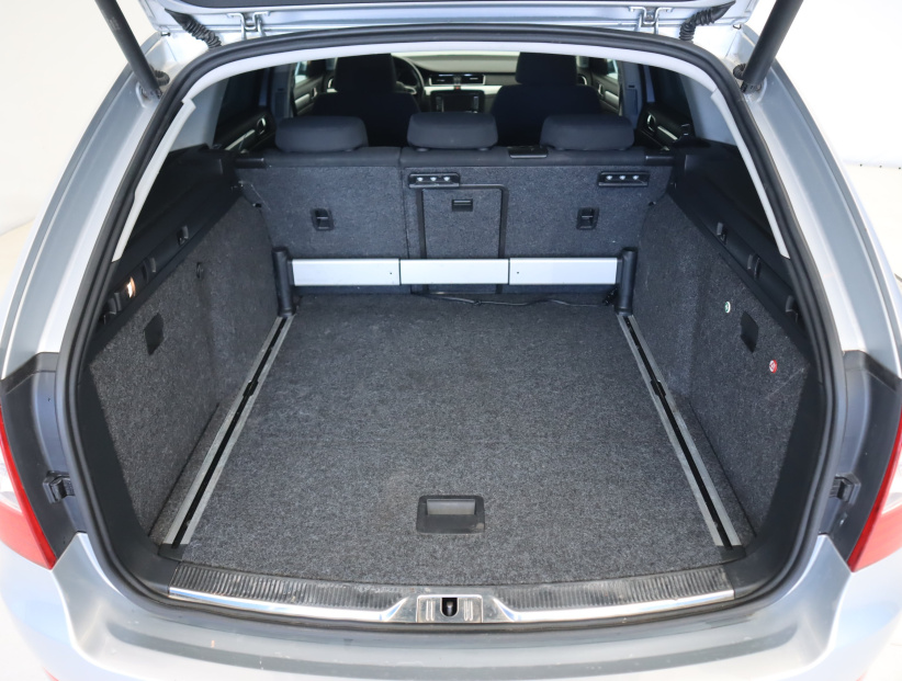 Škoda Superb, 2014
