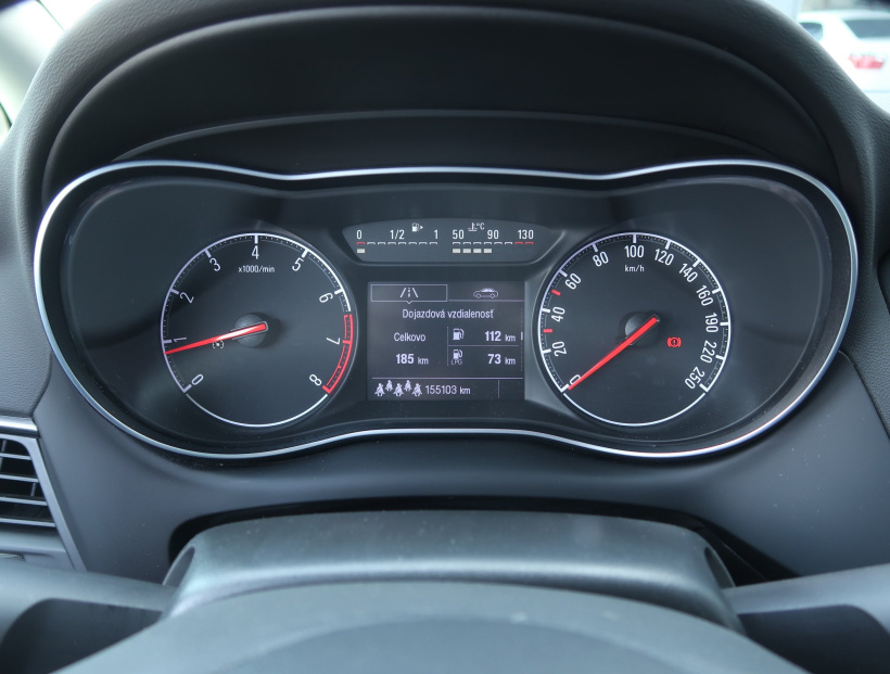 Opel Zafira Tourer, 2017