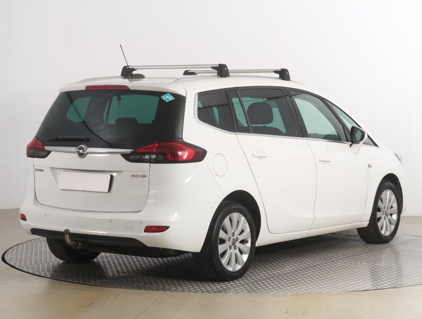 Opel Zafira Tourer, 2017
