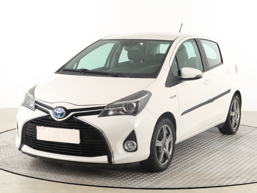 Toyota Yaris, 2015