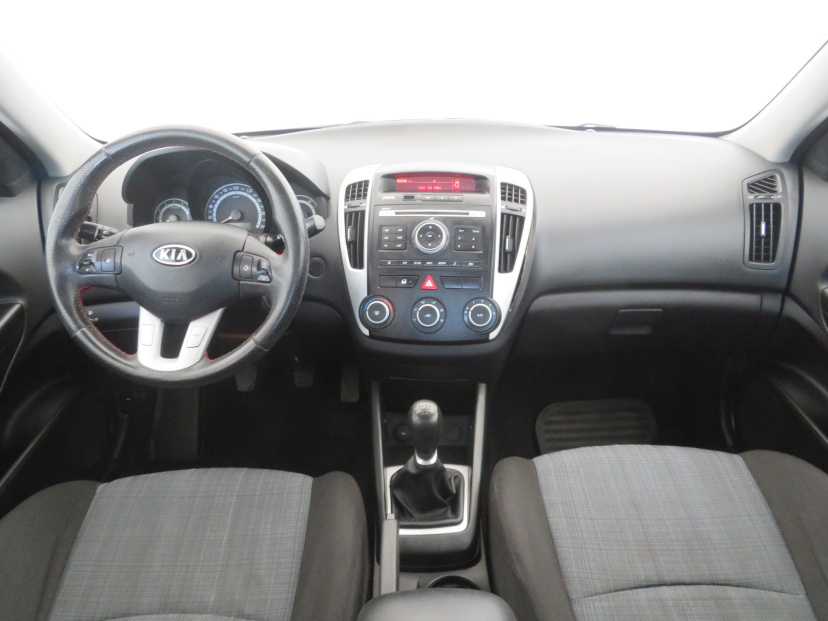 Kia Ceed, 2010