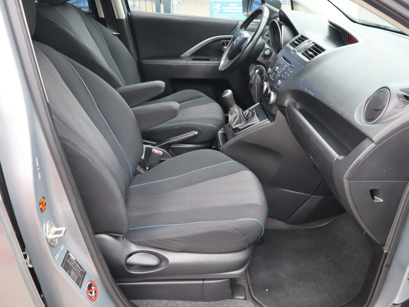 Mazda 5, 2010