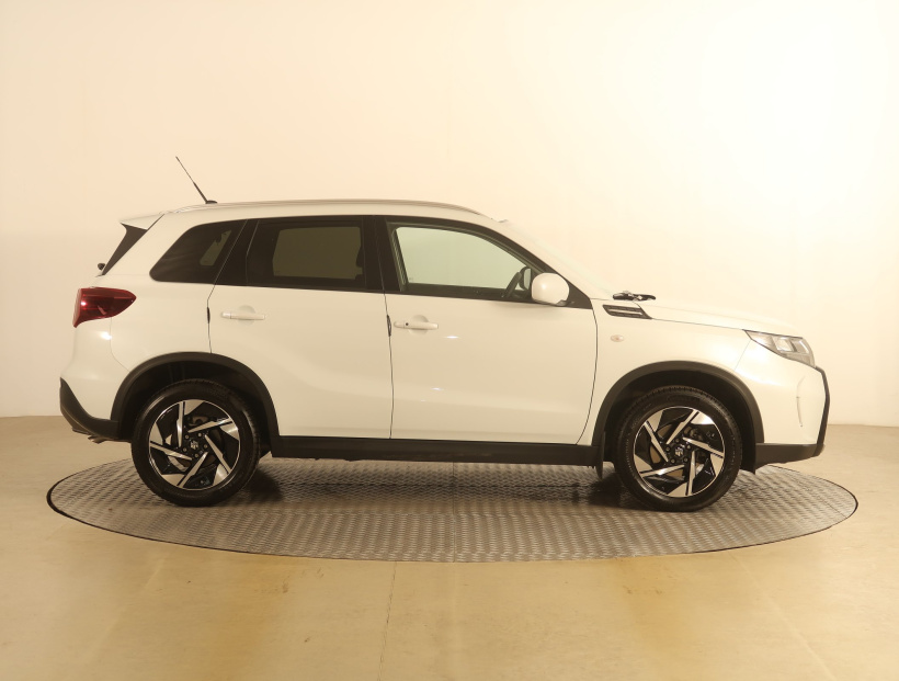 Suzuki Vitara, 2024