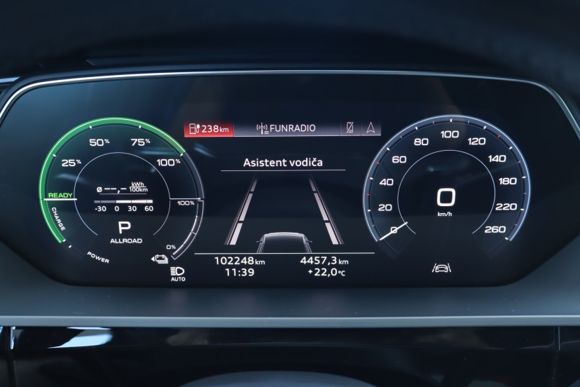 Audi e-tron, 2020