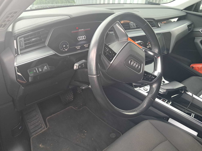 Audi e-tron, 2020