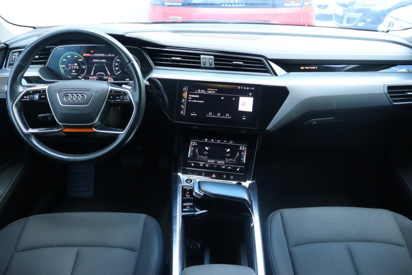 Audi e-tron, 2020