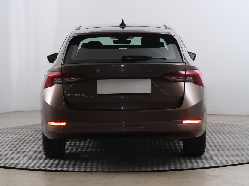 Škoda Octavia, 2021