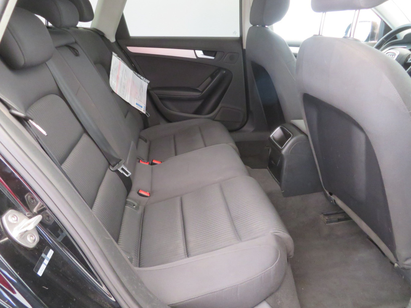 Audi A4, 2011