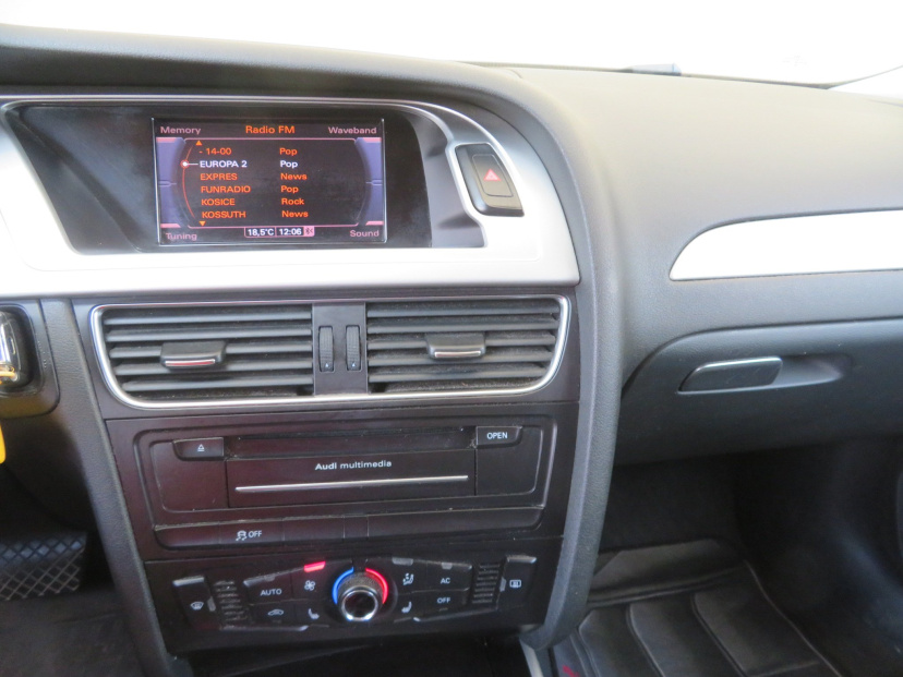 Audi A4, 2011