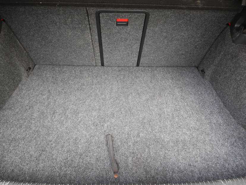 Volkswagen Golf, 2011