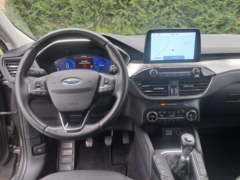 Ford Kuga, 2022