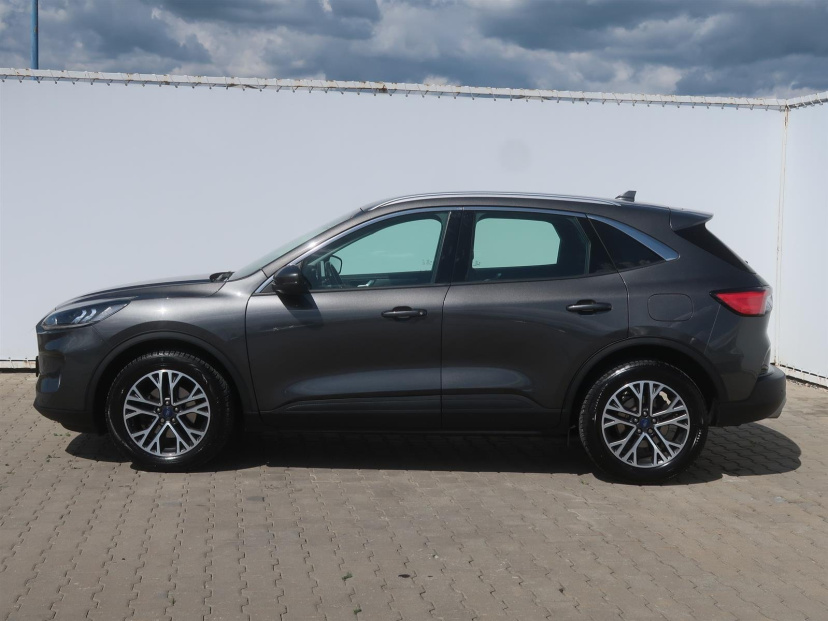 Ford Kuga, 2022
