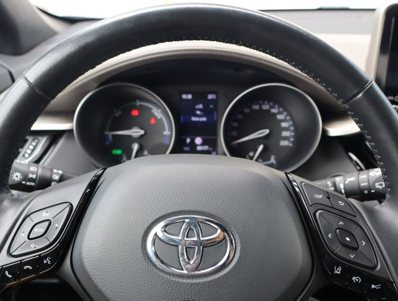 Toyota C-HR, 2022