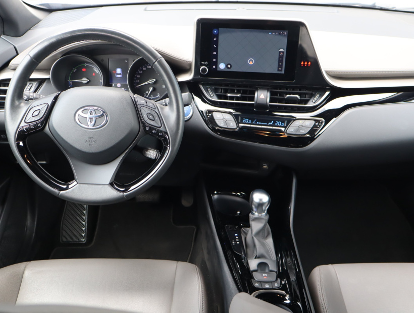 Toyota C-HR, 2022