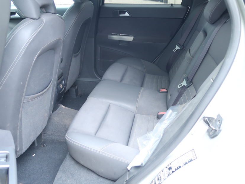 Volvo V50, 2004