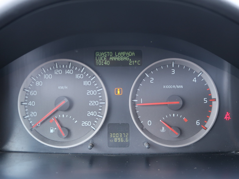 Volvo V50, 2004