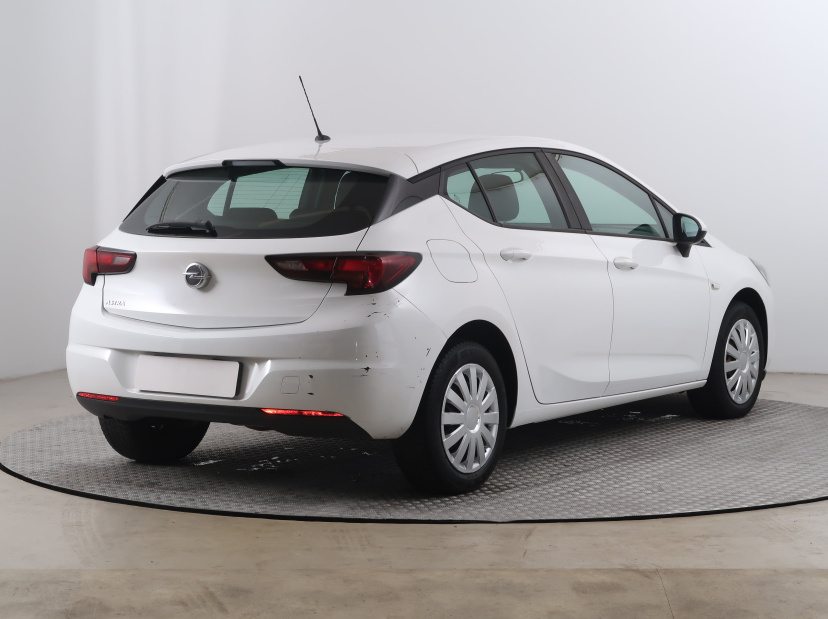 Opel Astra, 2016