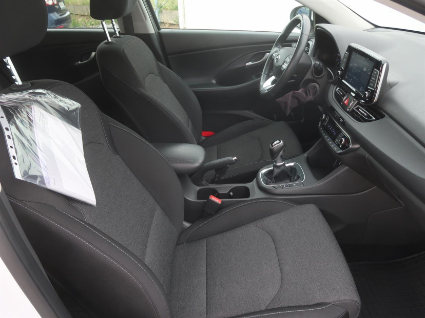 Hyundai i30, 2021