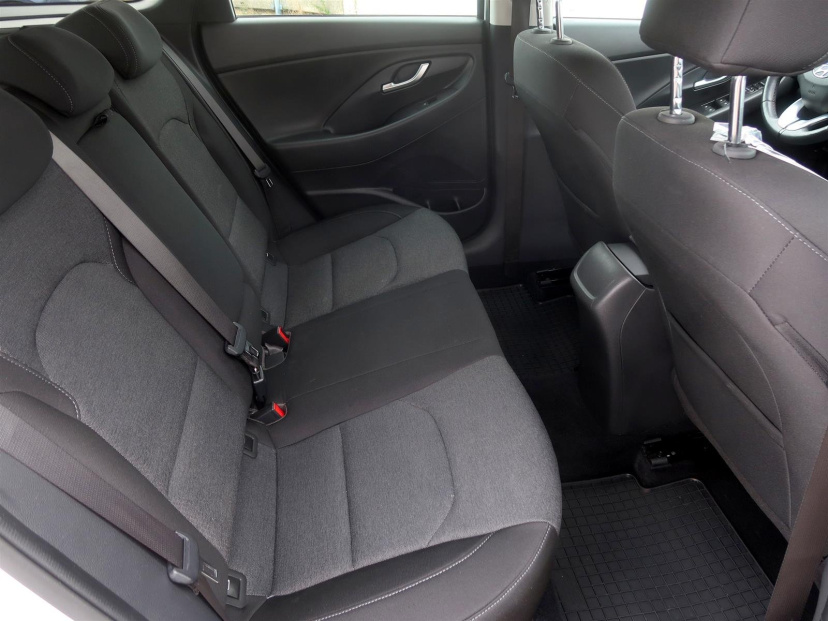 Hyundai i30, 2021
