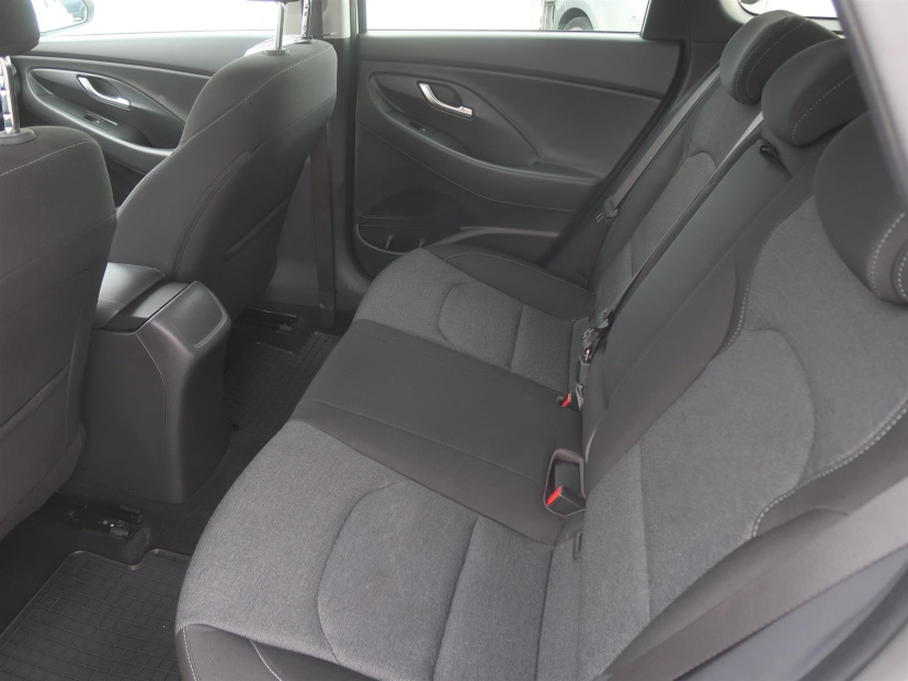 Hyundai i30, 2021