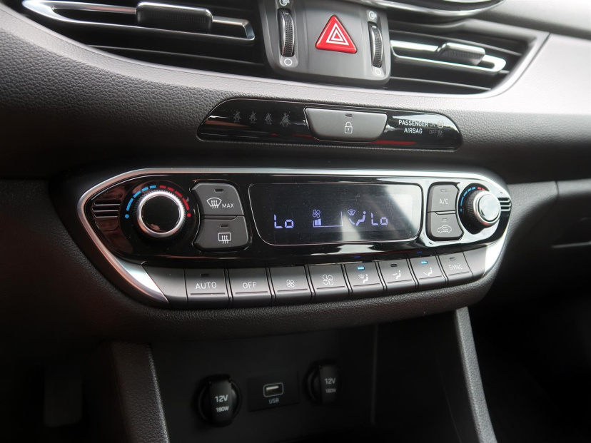 Hyundai i30, 2021