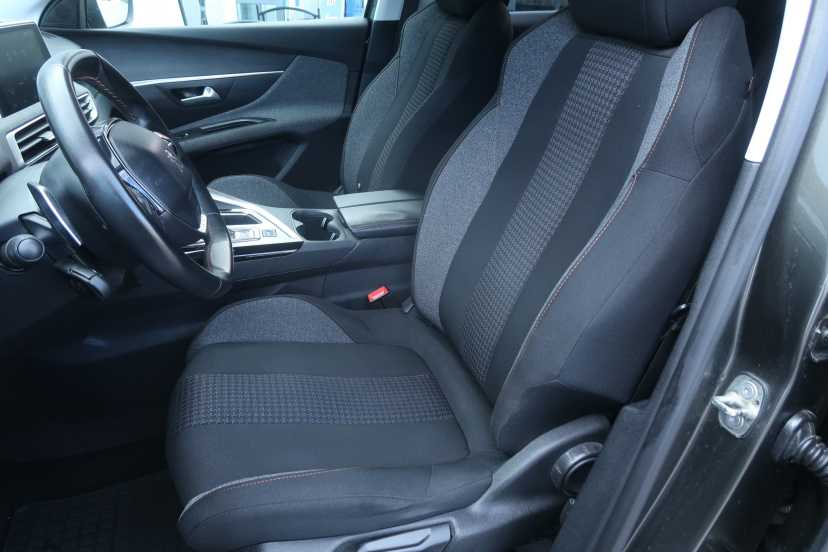 Peugeot 3008, 2017