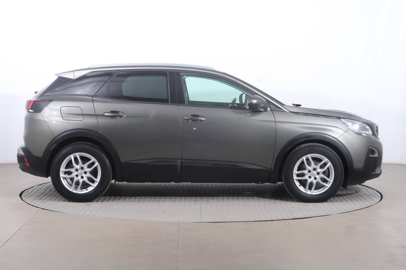 Peugeot 3008, 2017