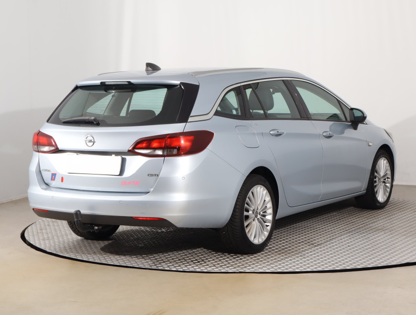 Opel Astra, 2016