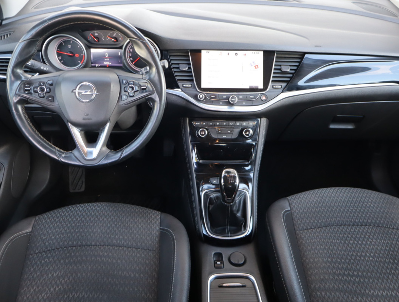 Opel Astra, 2016