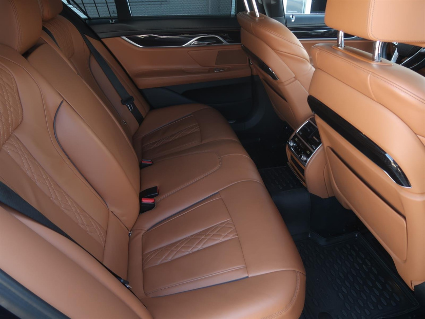 BMW 7, 2017