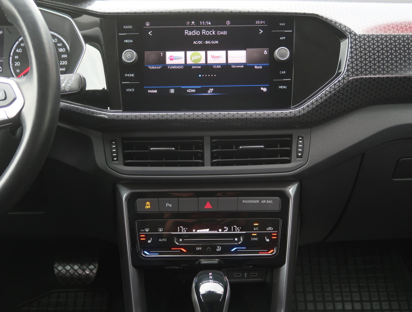 Volkswagen T-Cross, 2021