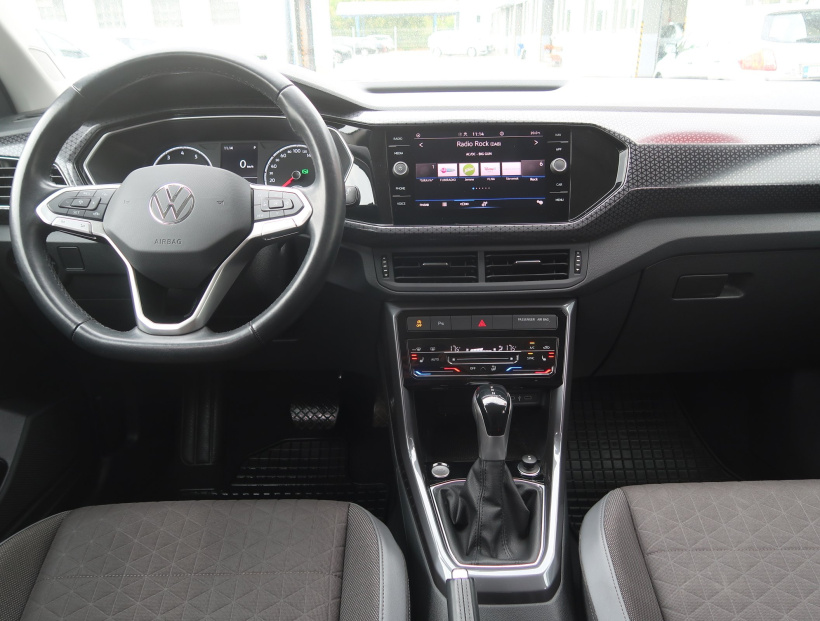 Volkswagen T-Cross, 2021