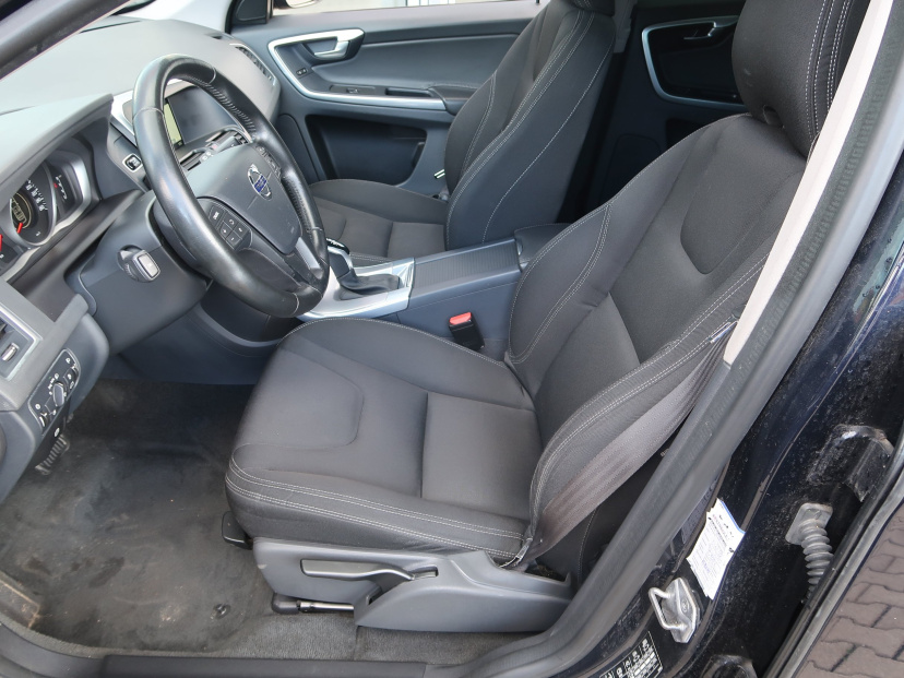 Volvo XC60, 2016