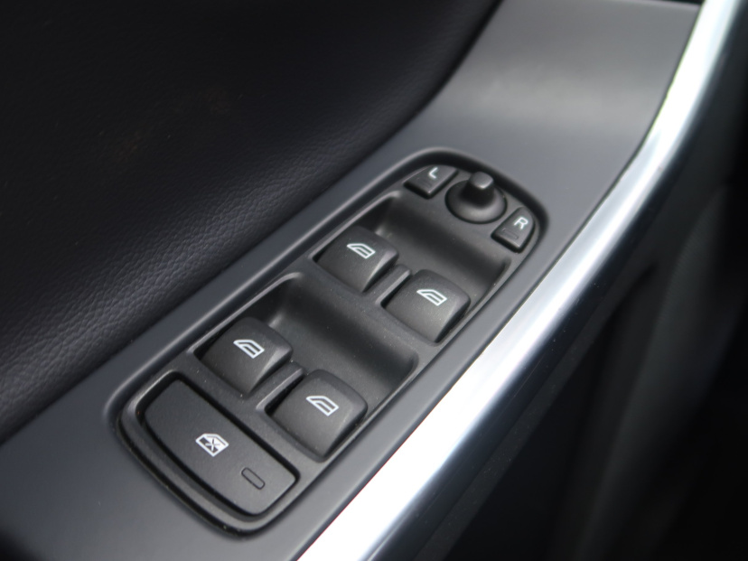 Volvo XC60, 2016