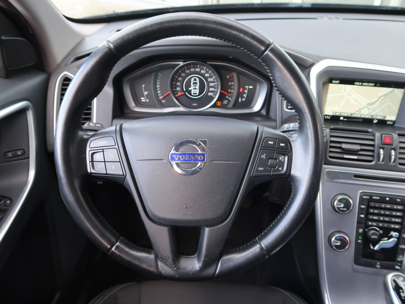 Volvo XC60, 2016