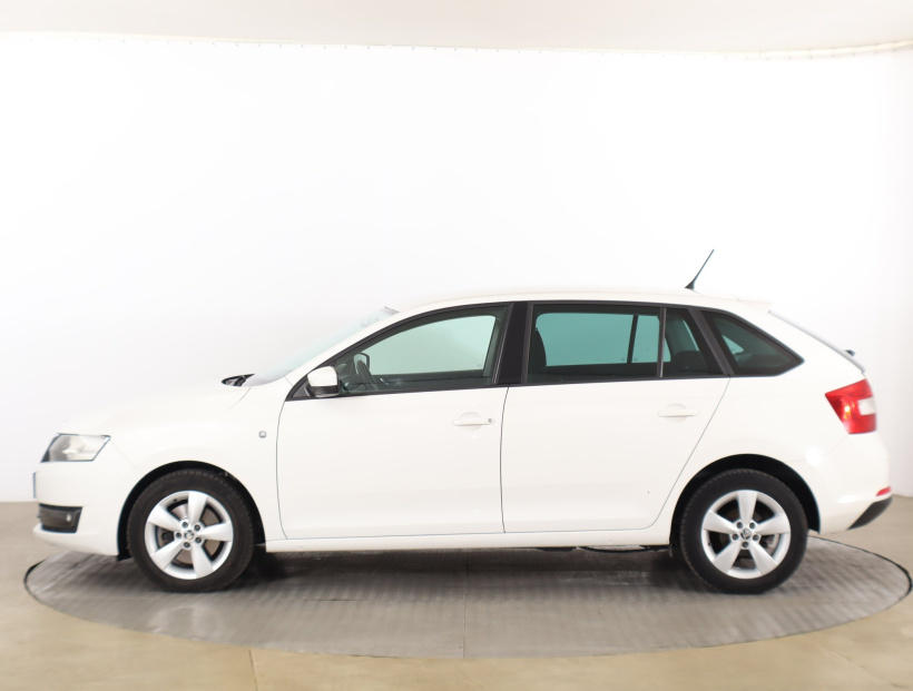 Škoda Rapid Spaceback, 2015