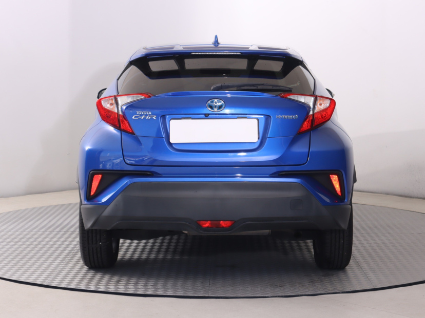 Toyota C-HR, 2019