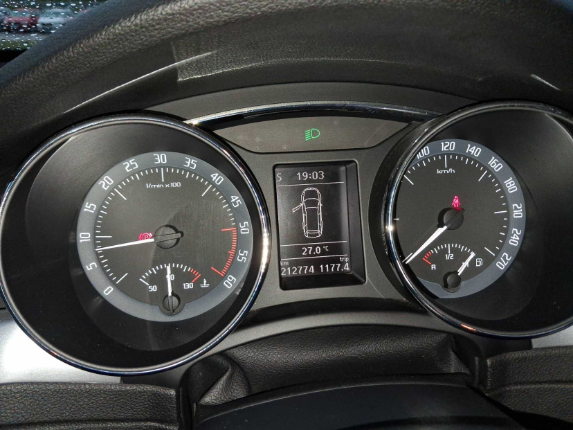 Škoda Superb, 2014