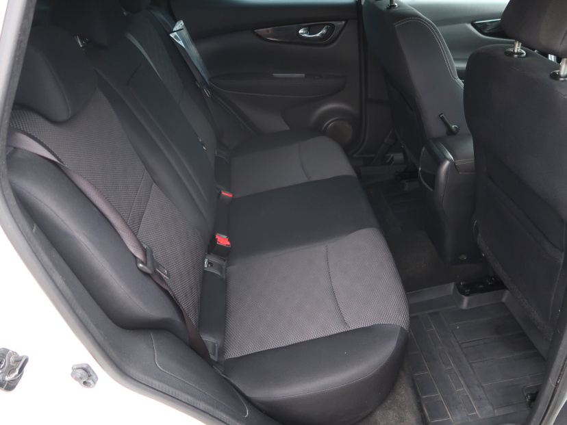 Nissan Qashqai, 2015