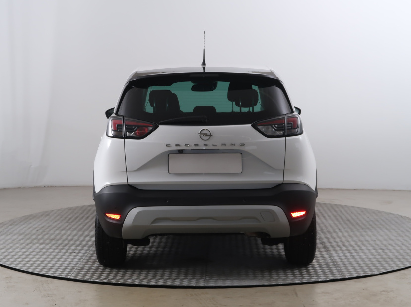 Opel Crossland, 2024