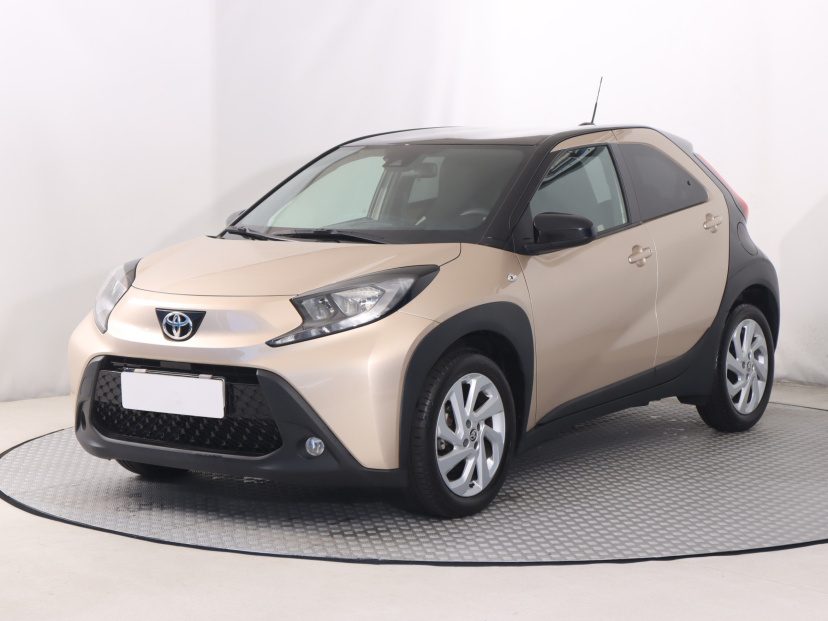 Toyota Aygo X, 2022