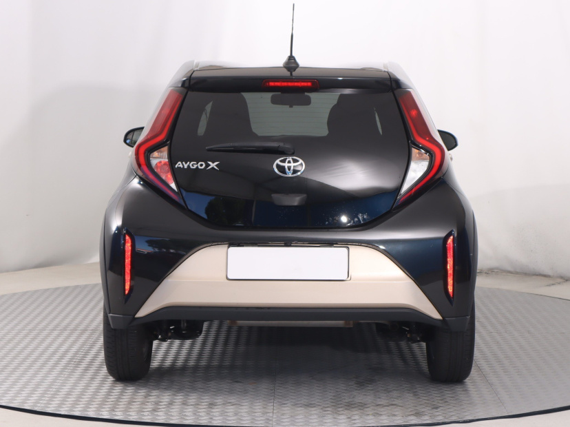 Toyota Aygo X, 2022